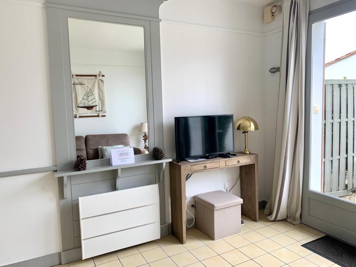 La Jolie Brise Appartement Dans Residence Avec Piscine ลาฟร็อตต์ ภายนอก รูปภาพ